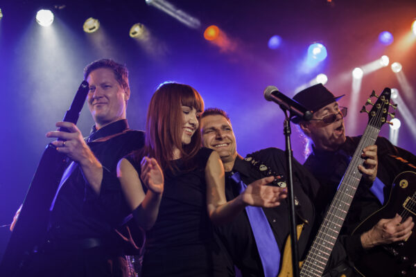 Top Tier – Variety Band