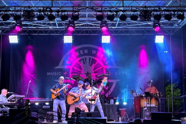 Lost in Paradise: Buffett Tribute